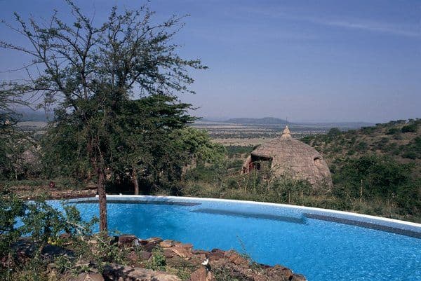 4 Days Luxury Safari - Serena Lodges Tarangire, Serengeti & Ngorongoro
